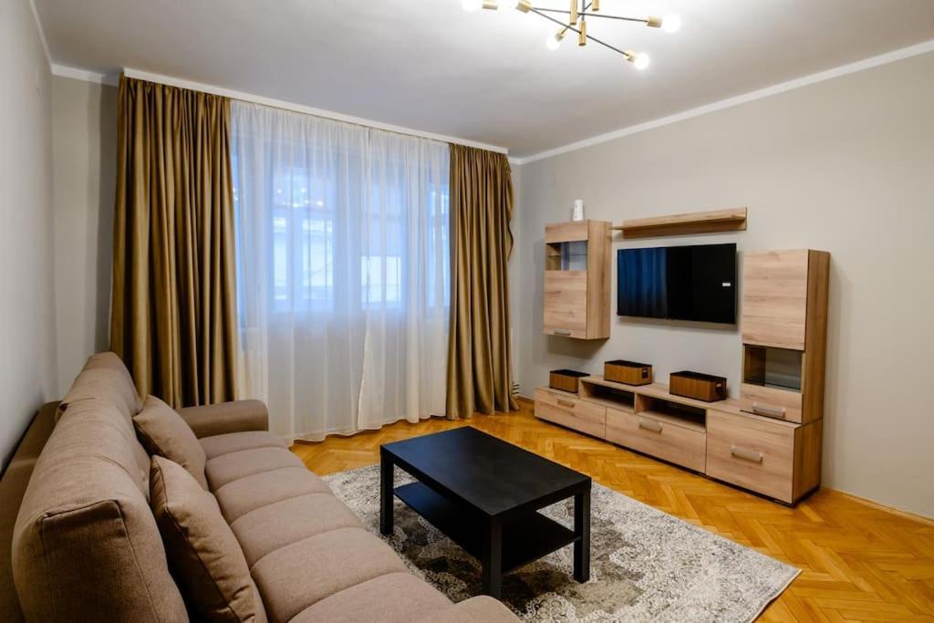 Smiling Heaven Apartment Bucharest Luaran gambar